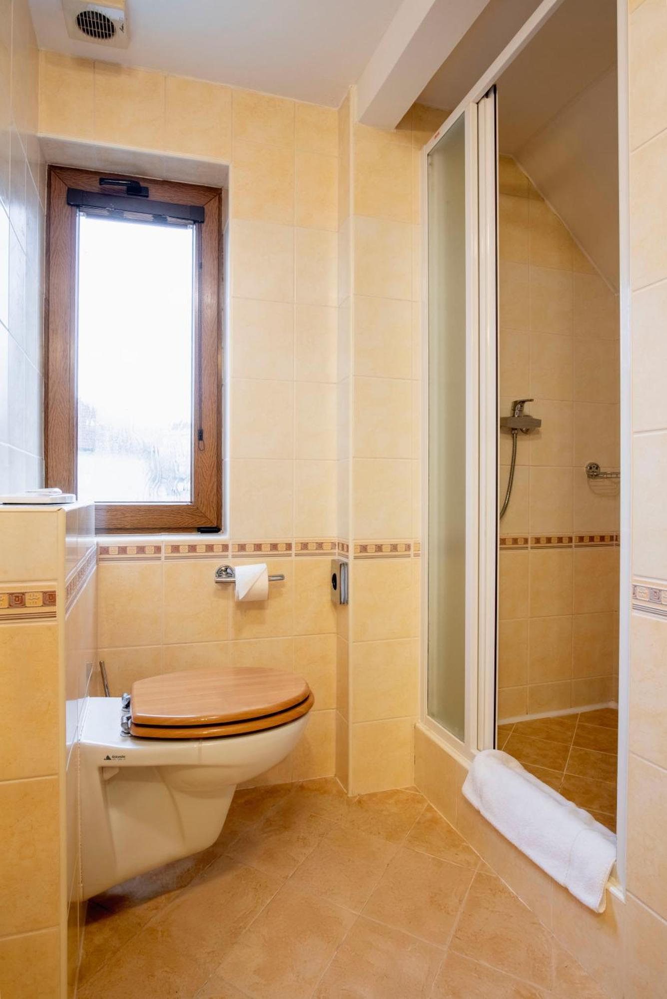 Hotel Green Gondola Plzeň Eksteriør billede